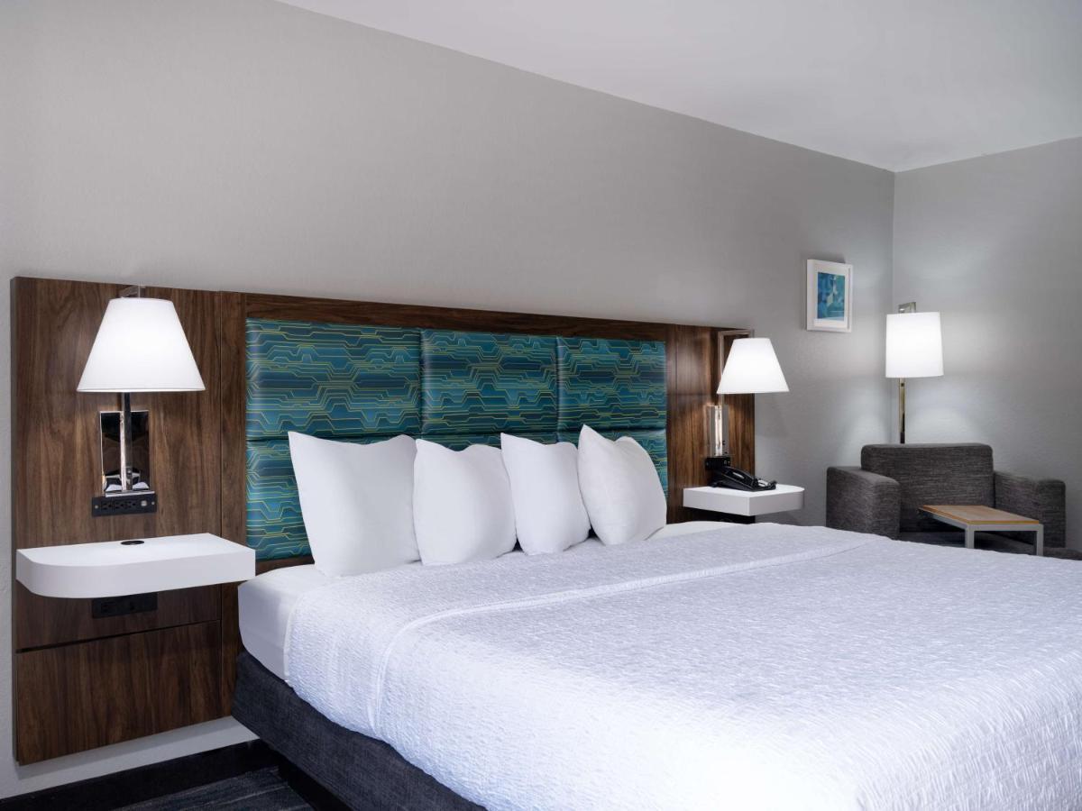 Hampton Inn Atlanta-Peachtree Corners/Norcross Zewnętrze zdjęcie
